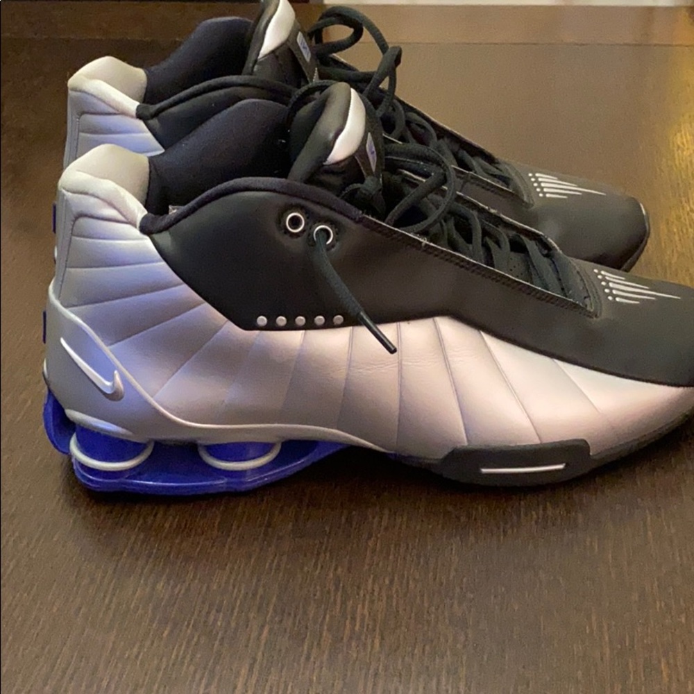 Nike shox bb4 size 12 brand new